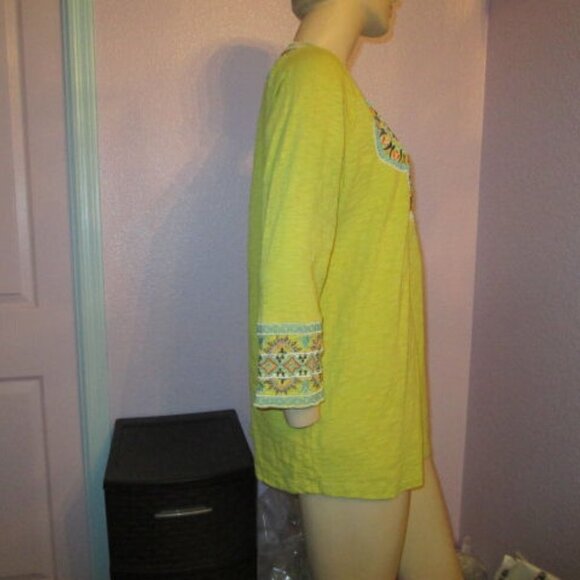 Soft Surroundings SUNRISE Embroidered Size M BLOUSE Tunic Top 3/4 SLEEVES V-Neck - Picture 3 of 9